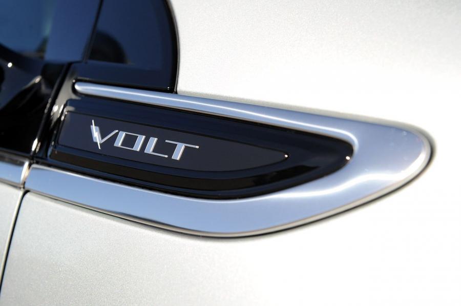  Chevrolet Volt 2011 года  (фото 90 из 356)